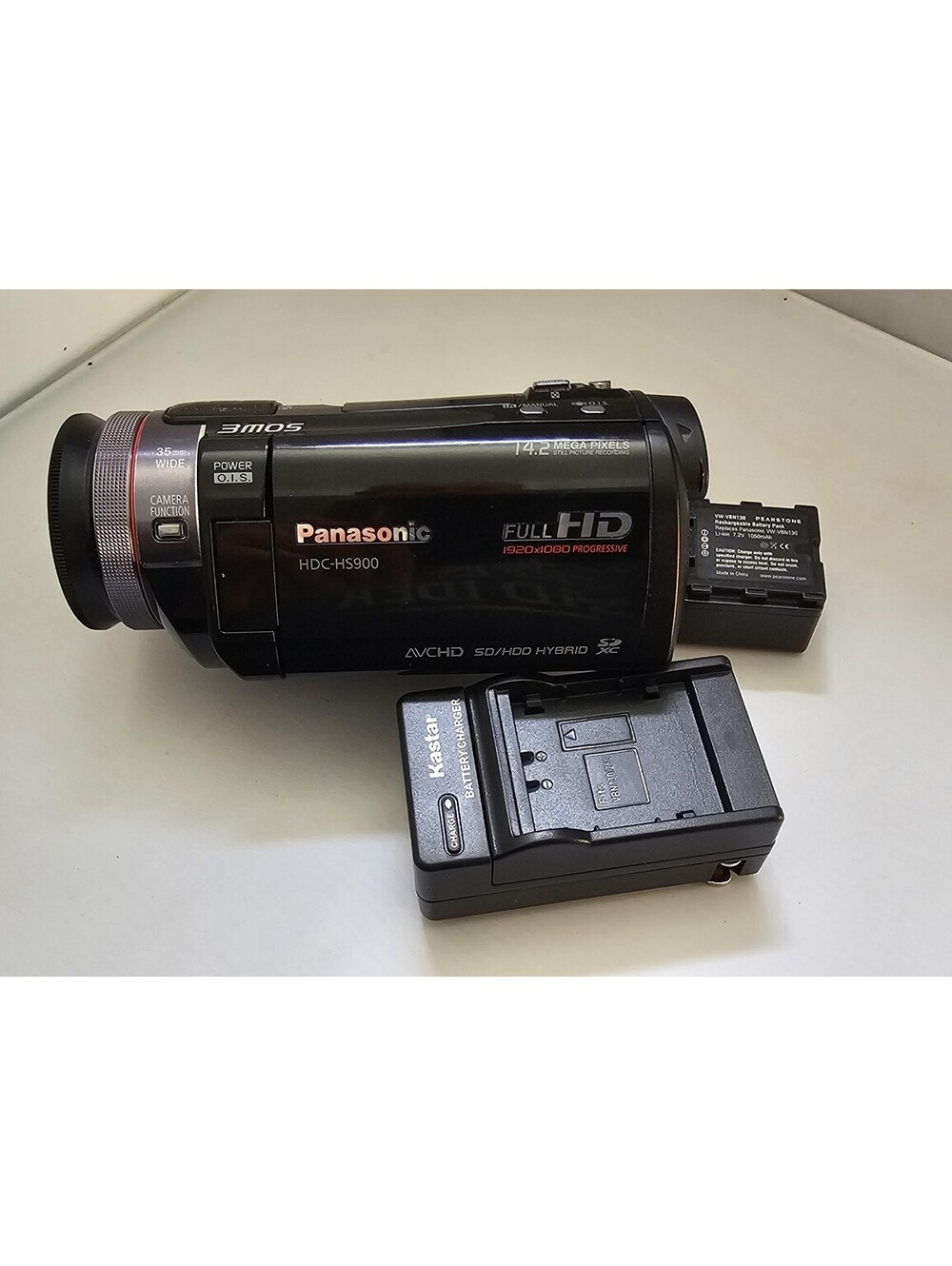 Panasonic HDC-HS900 Full HD Camcorder with Charger and Battery Tested! Working!